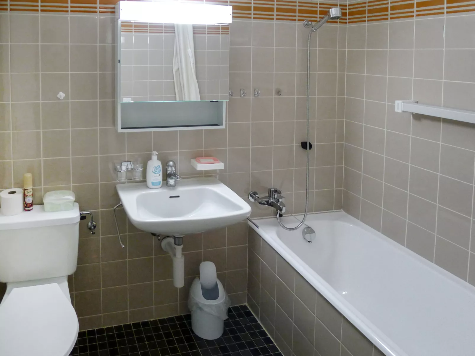 Ringstrasse (Utoring)-Inside