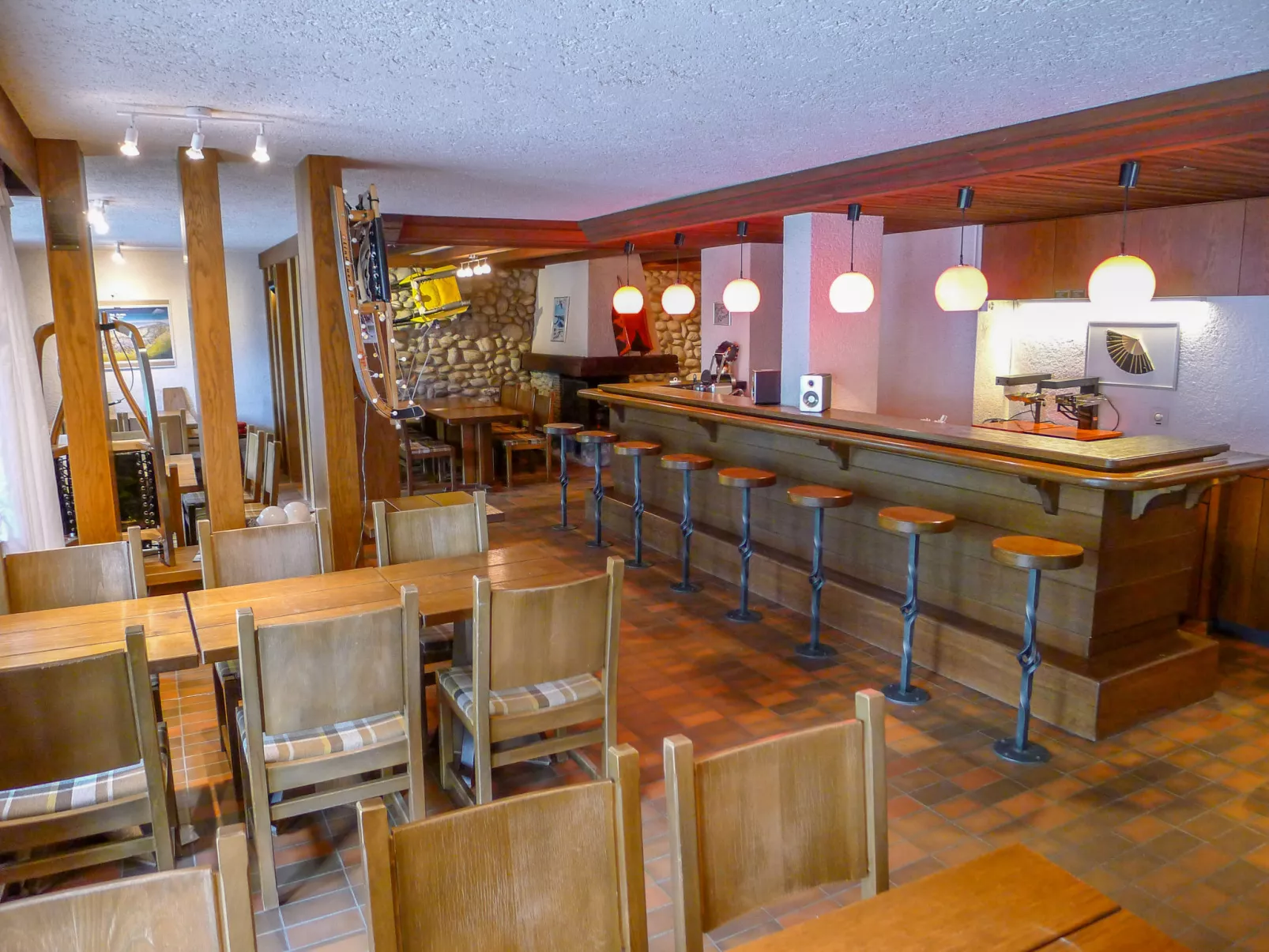 Ringstrasse (Utoring)-Inside