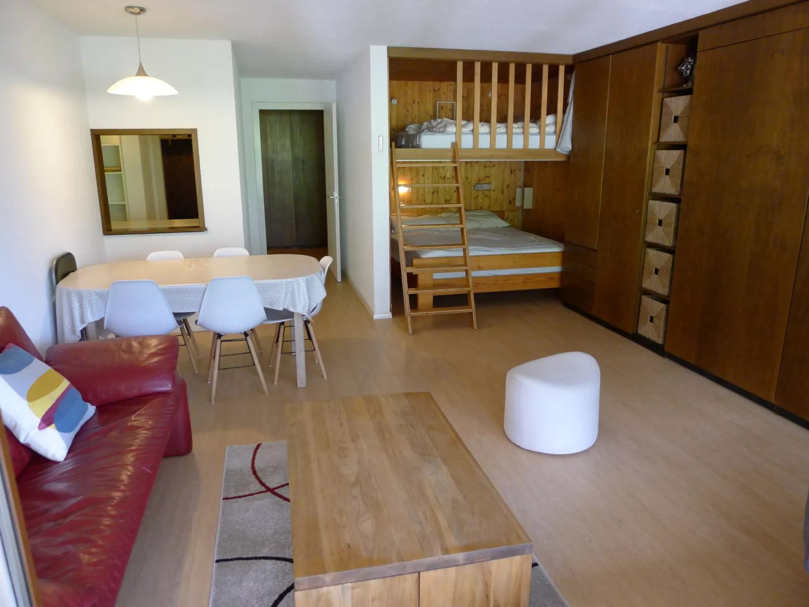 Ringstrasse Apt 121