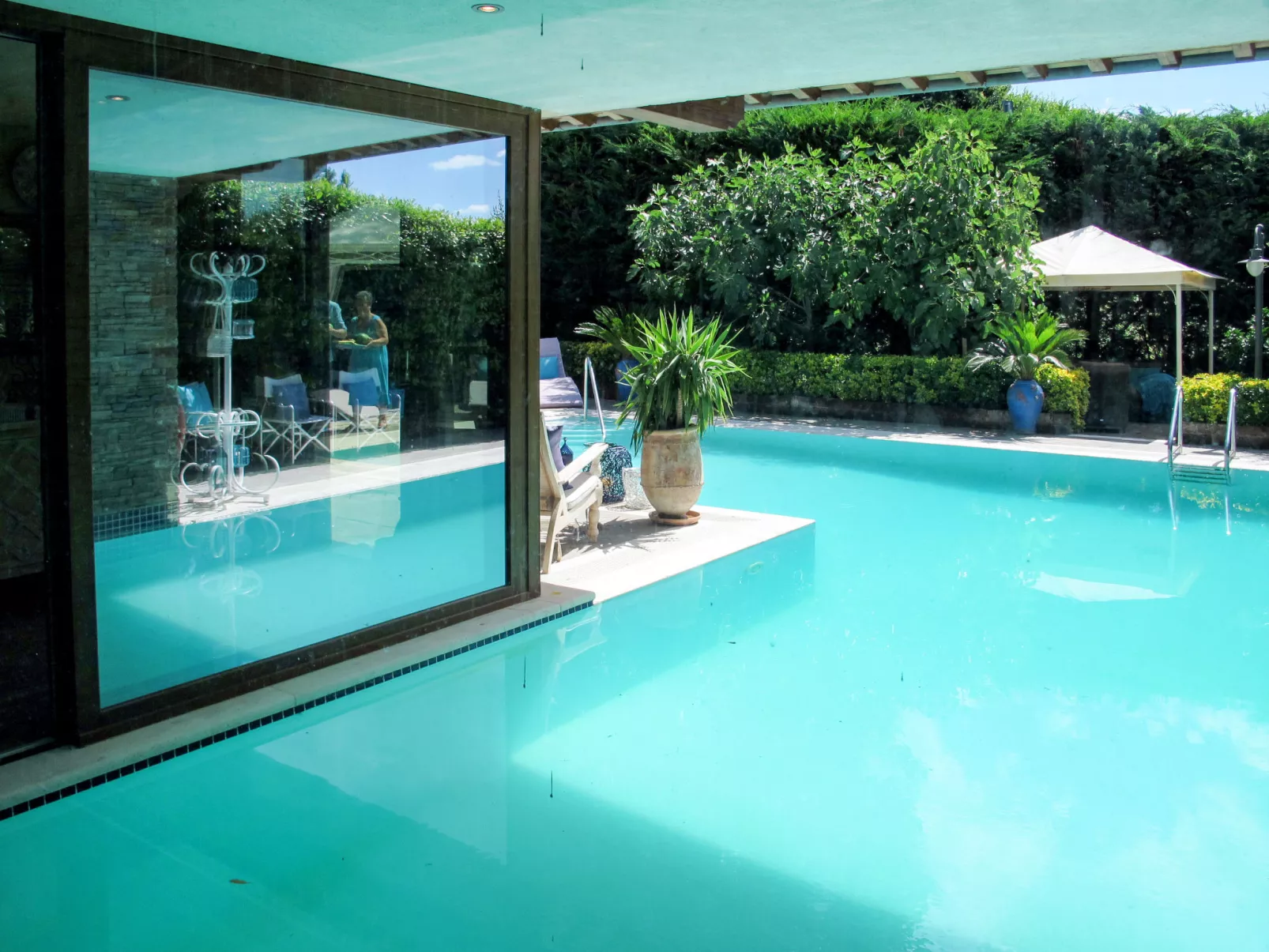 Capo Corso-Outside
