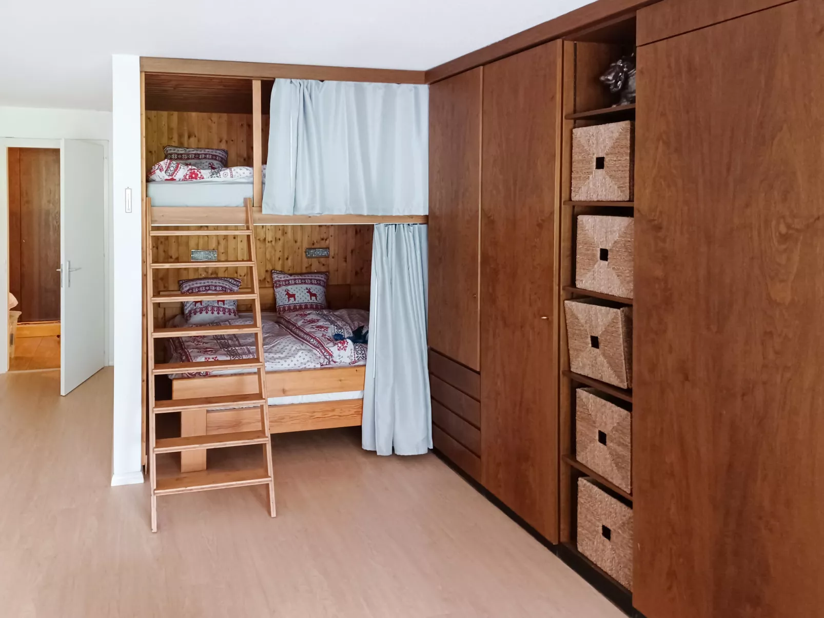 Ringstrasse Apt 121 - Inside