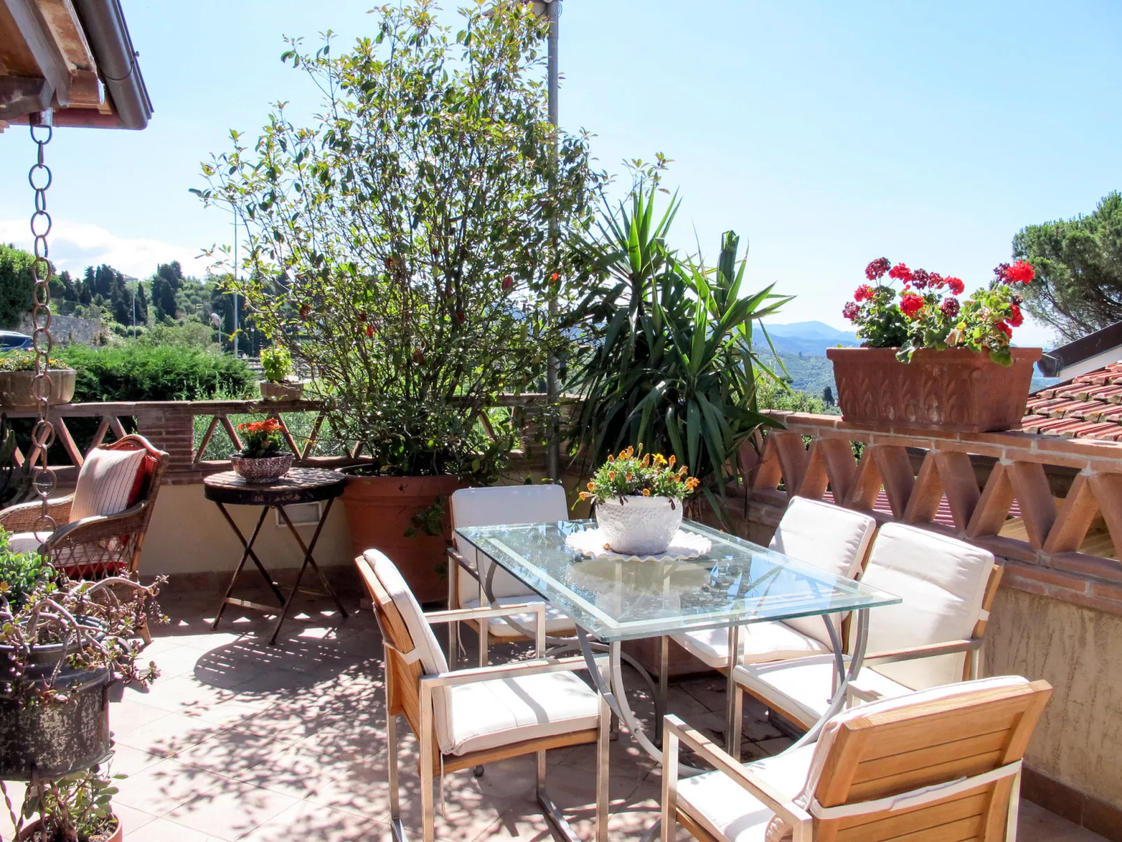 Capo Corso-Outside