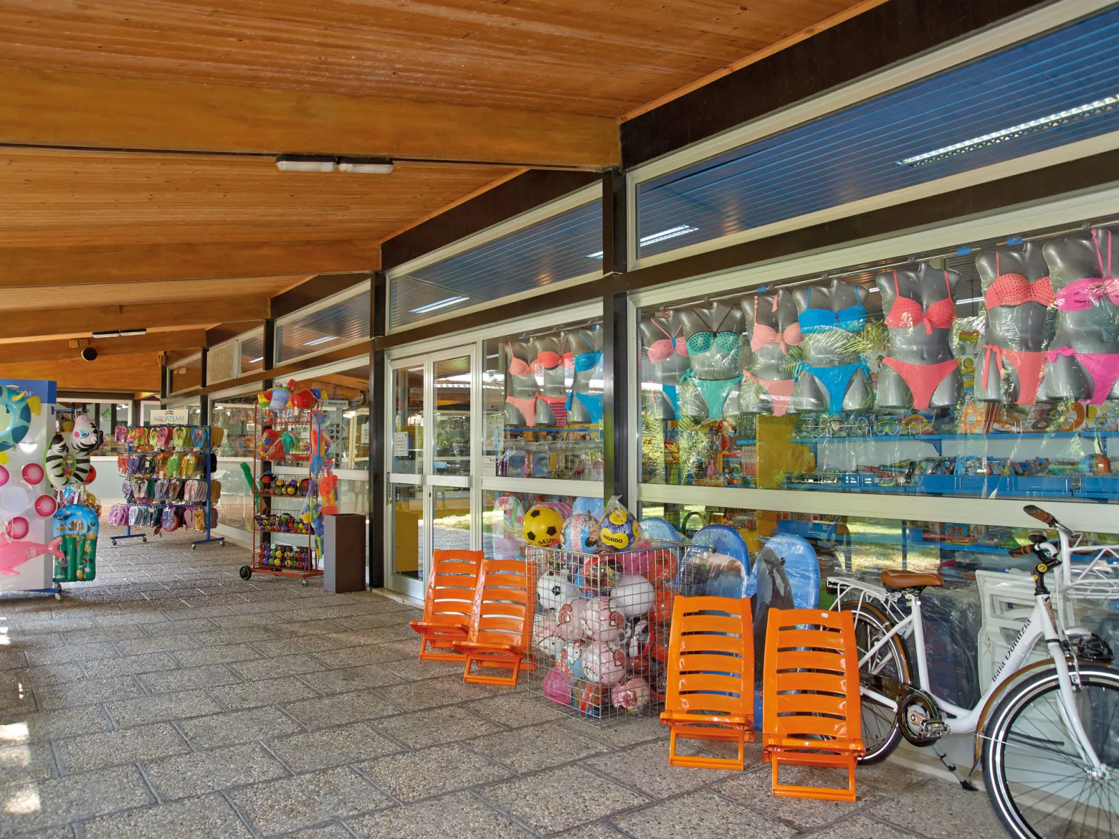 Maxi Caravan Ischia-Inside