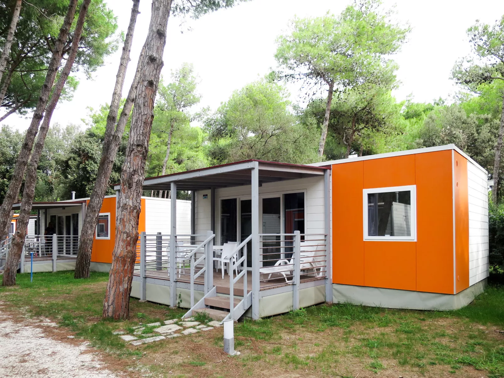 Maxi Caravan Ischia-Outside