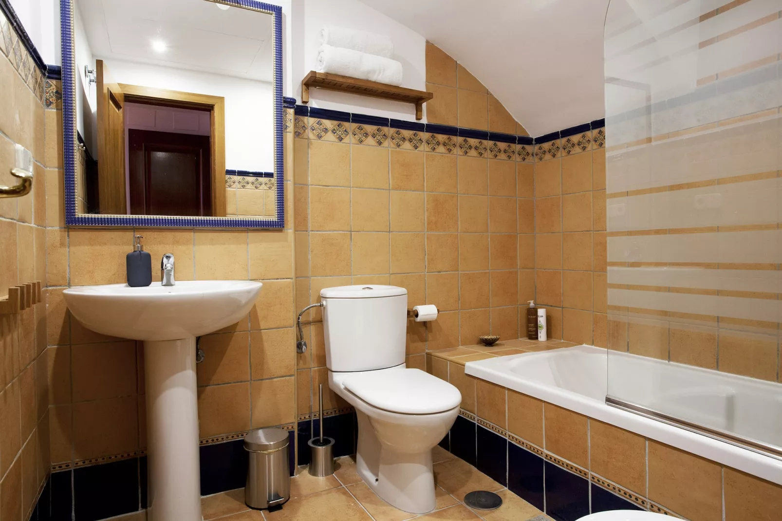 Alcores de calahonda-Bathroom