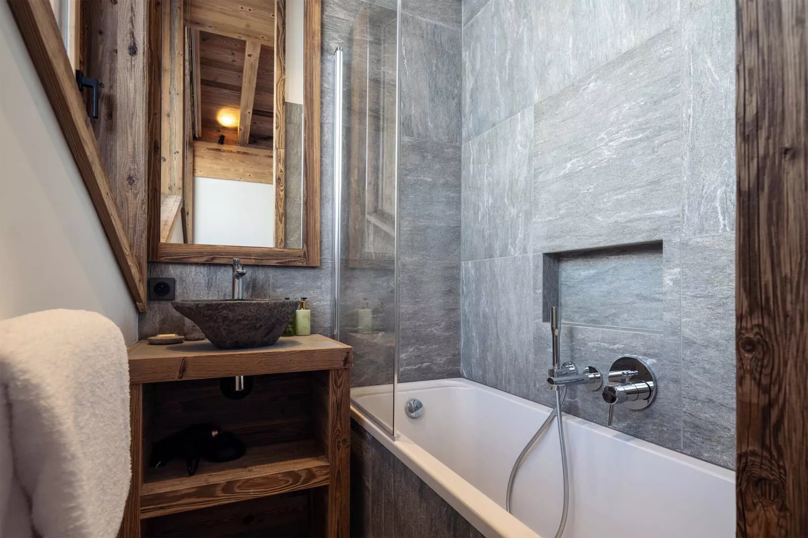 Chalet Arda-Bathroom
