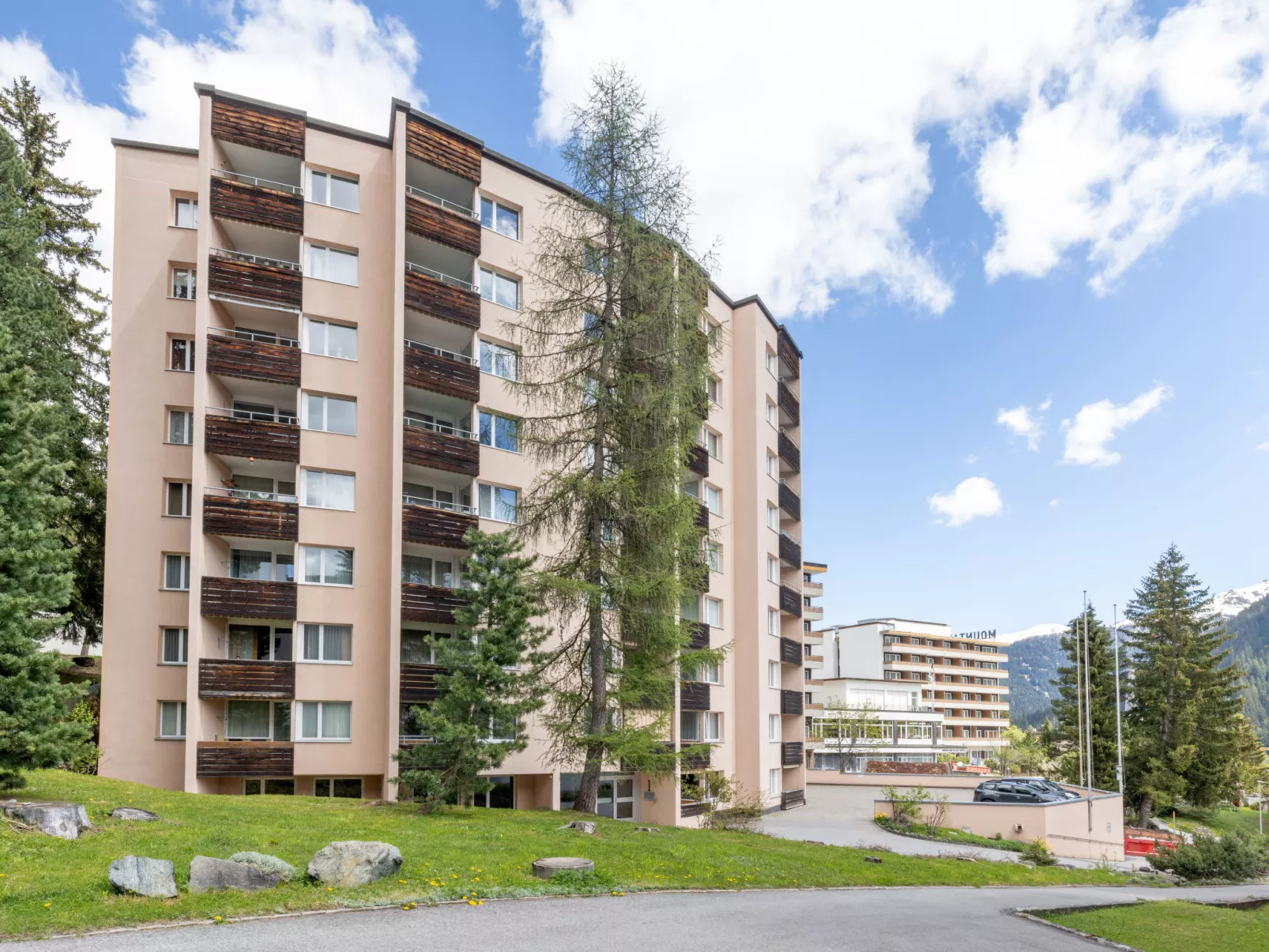 Parkareal (Utoring)-Outside