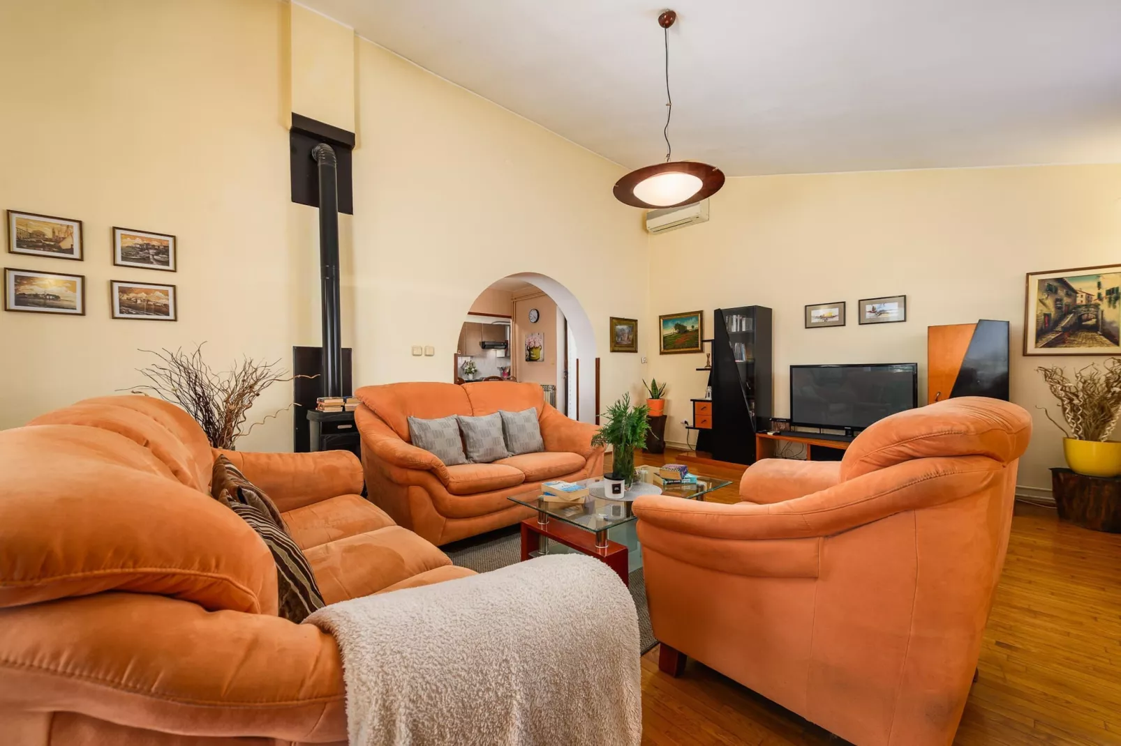 Apartment Josipa with Whirpool in Porec-Living room