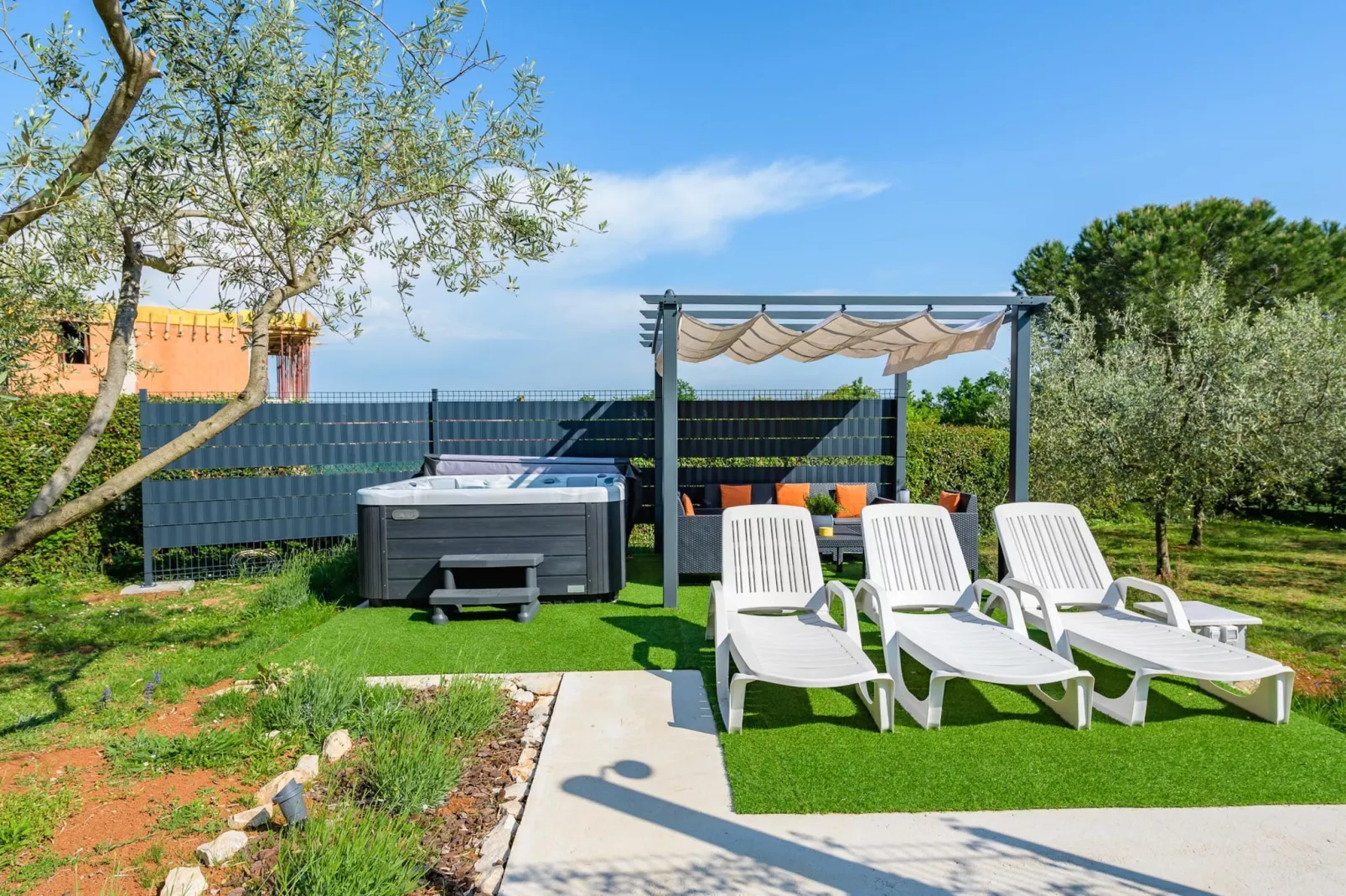 Apartment Josipa with Whirpool in Porec-Gardens summer