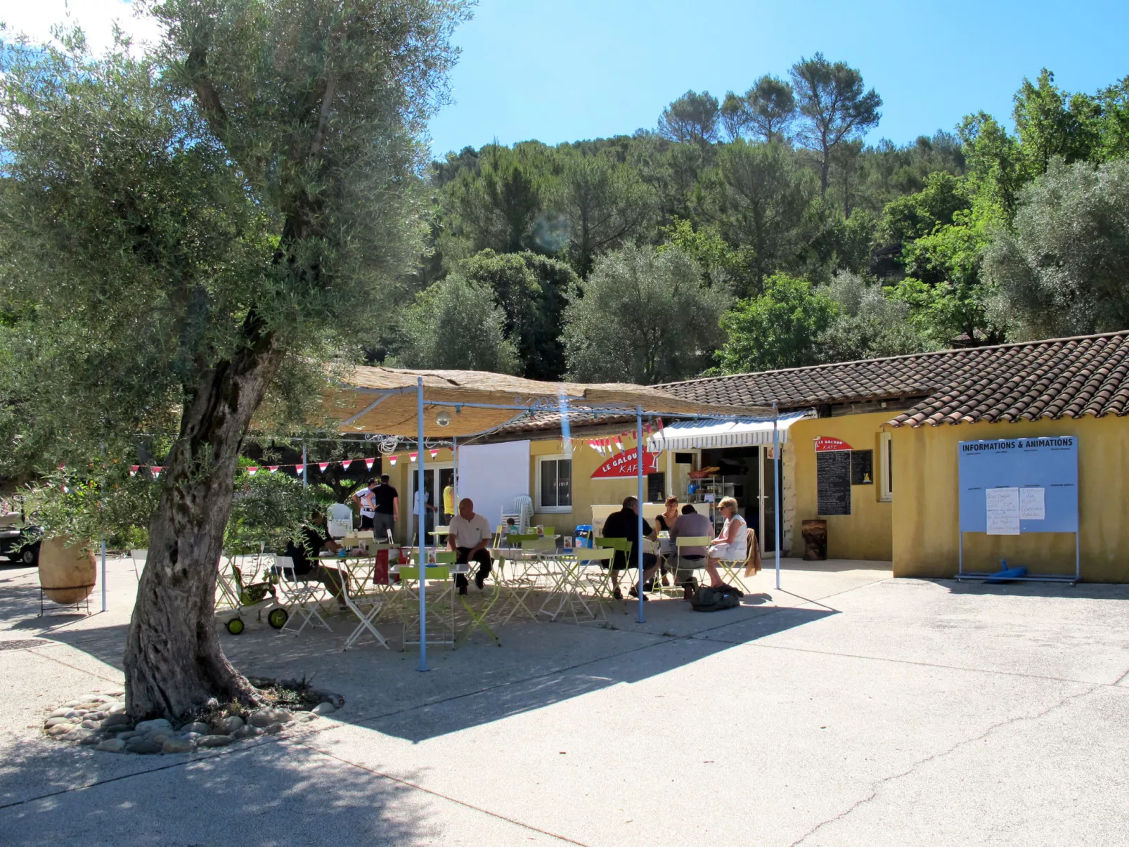 Les Cottages Varois-Inside