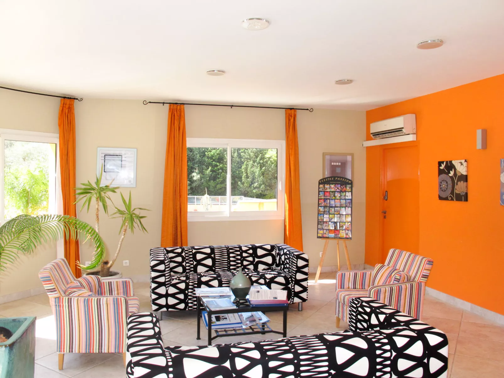 Les Cottages Varois-Inside