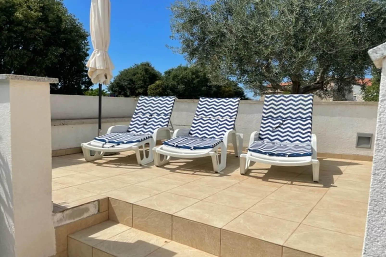 Apartment Panous 2-Pool