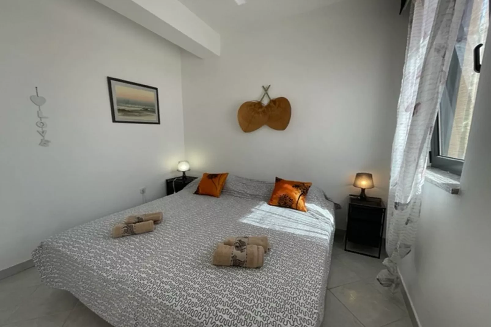 Apartment Panous 2-Bedroom