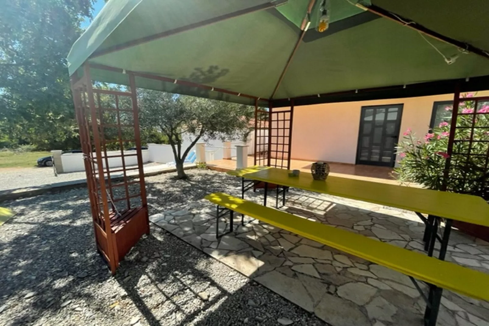 Apartment Panous 2-Facilities