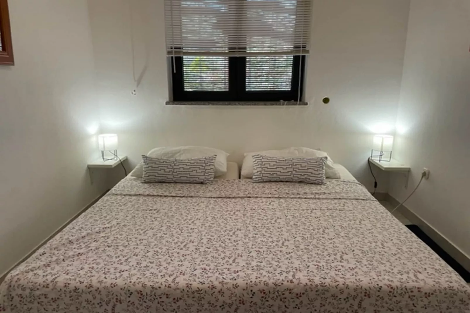 Apartment Panous 1-Bedroom