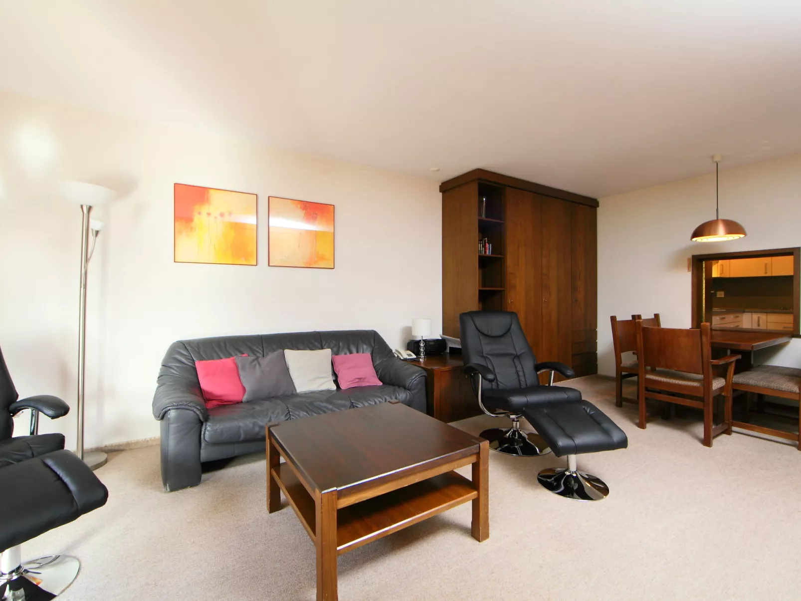 Ringstrasse Apt 314 - Inside