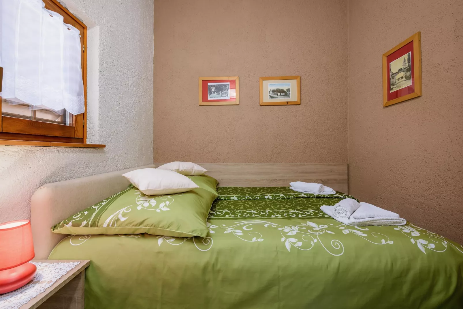 Apartment Milena- Visnjan with pool-Bedroom