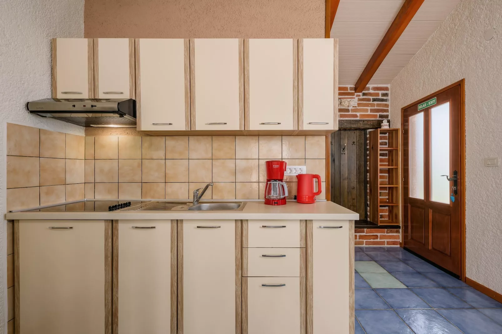 Apartment Milena- Visnjan with pool-Kitchen