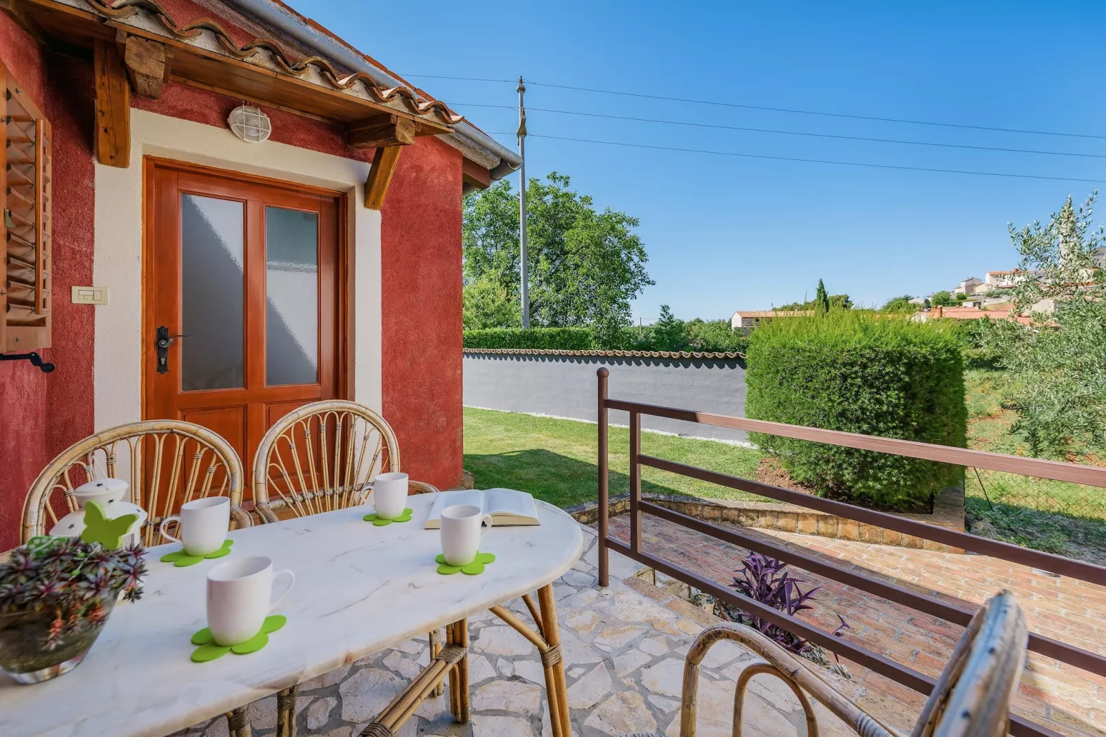 Apartment Milena- Visnjan with pool-Terrace balcony