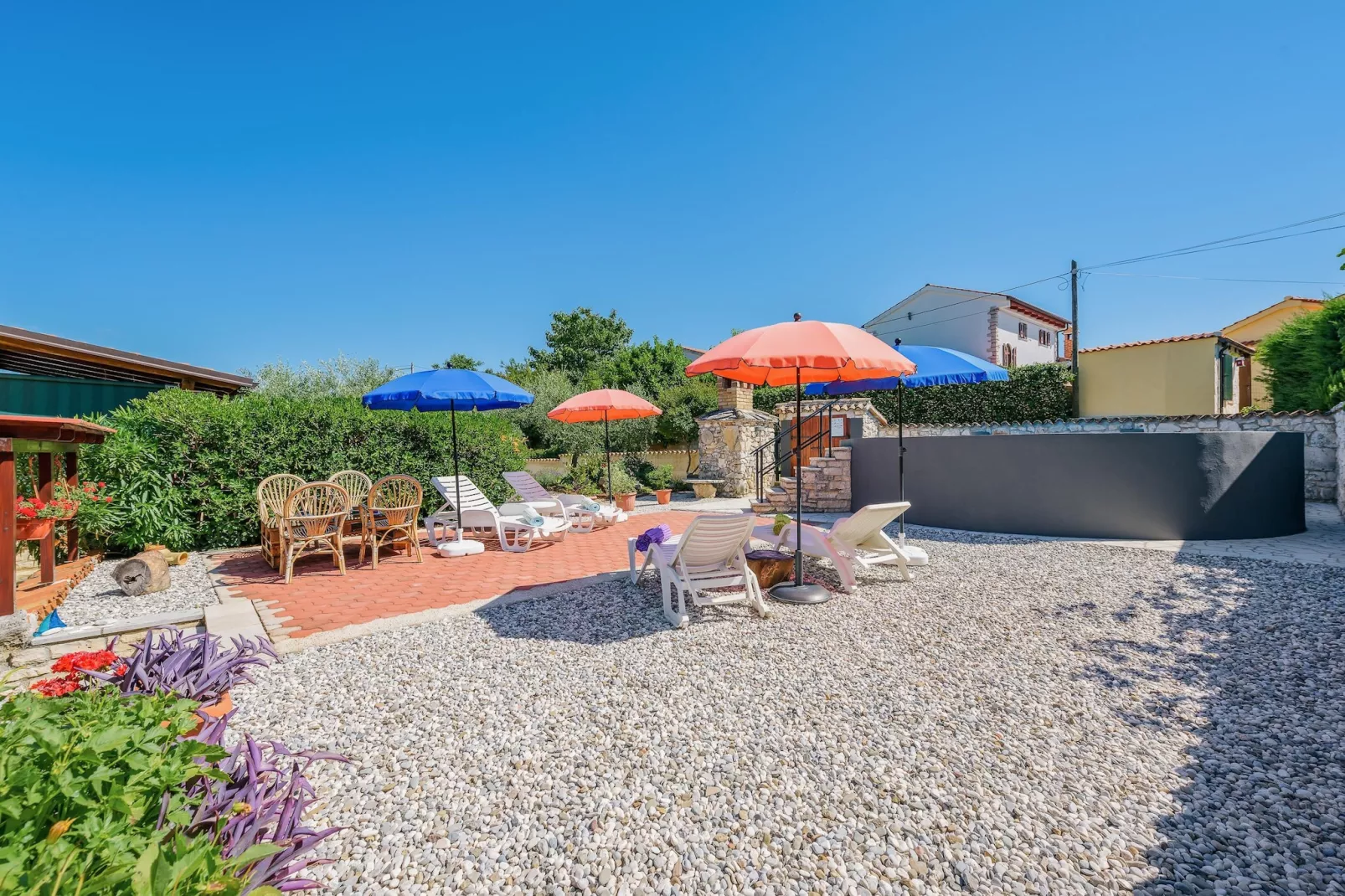 Apartment Milena- Visnjan with pool-Terrace balcony