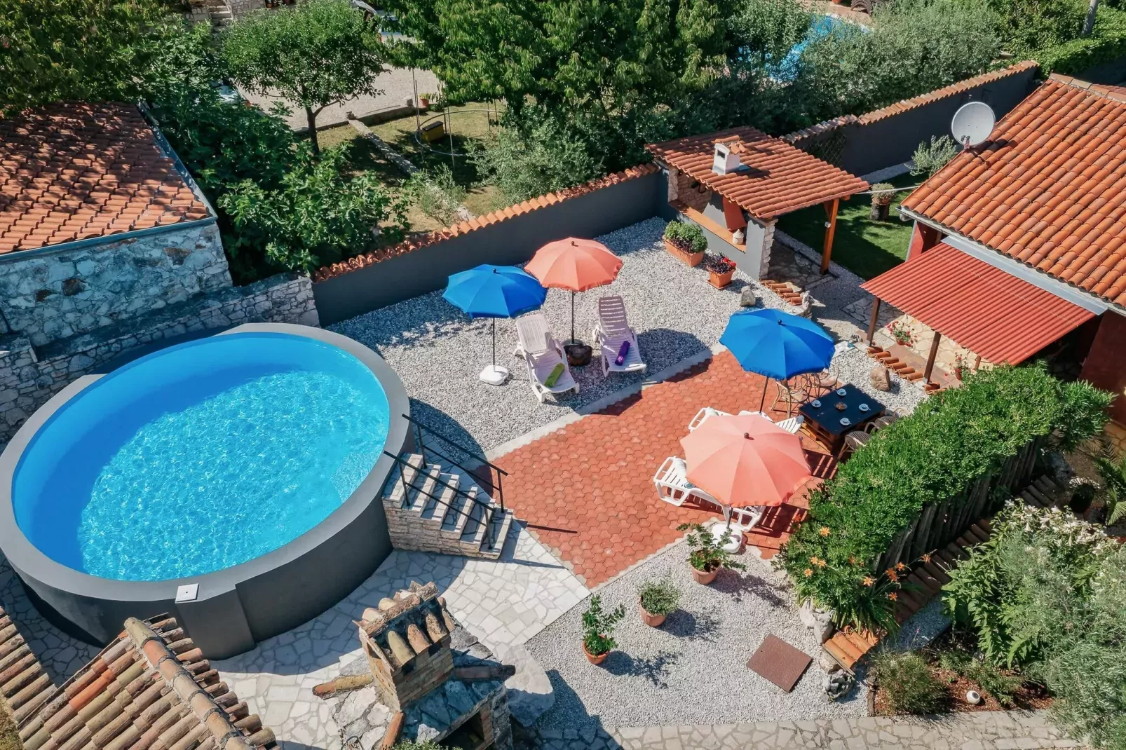 Apartment Milena- Visnjan with pool-View summer