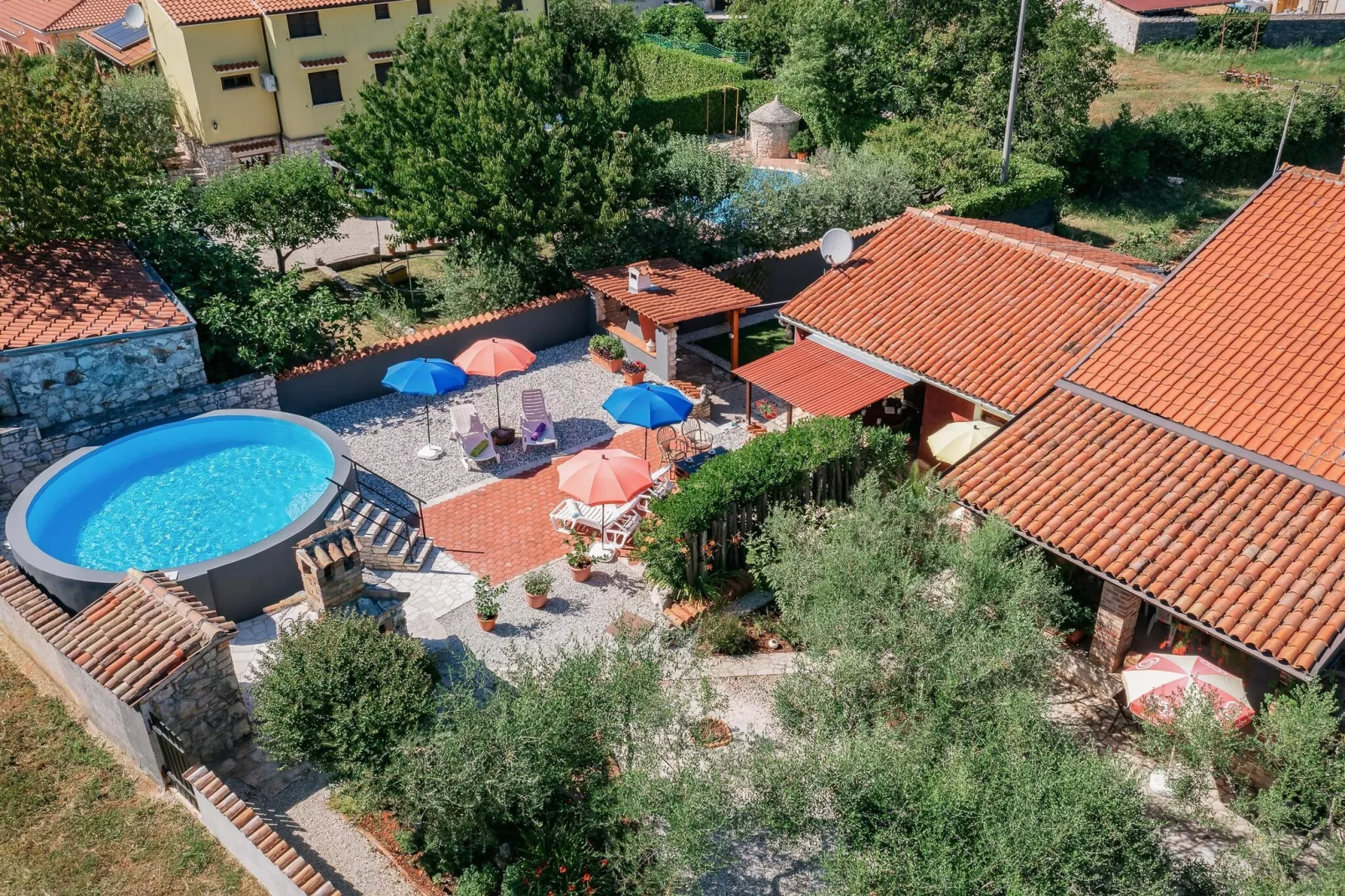 Apartment Milena- Visnjan with pool-View summer