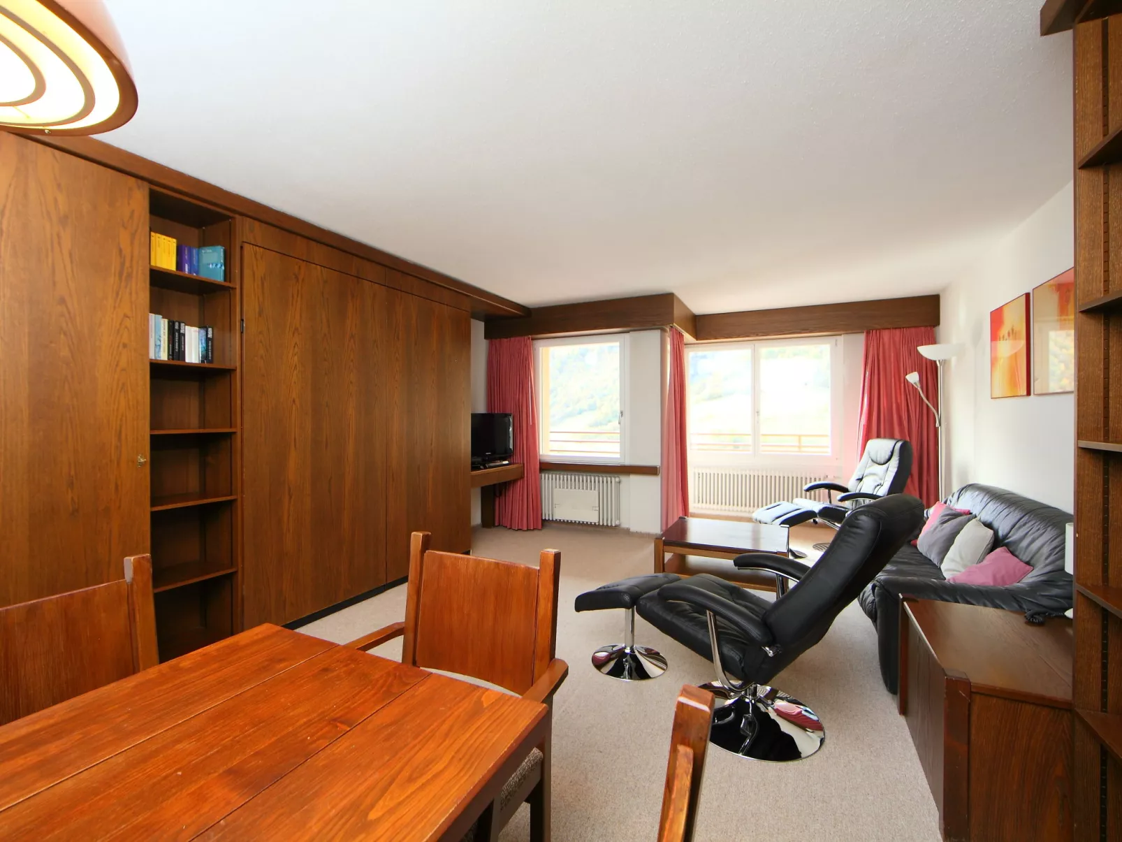 Ringstrasse Apt 314 - Inside