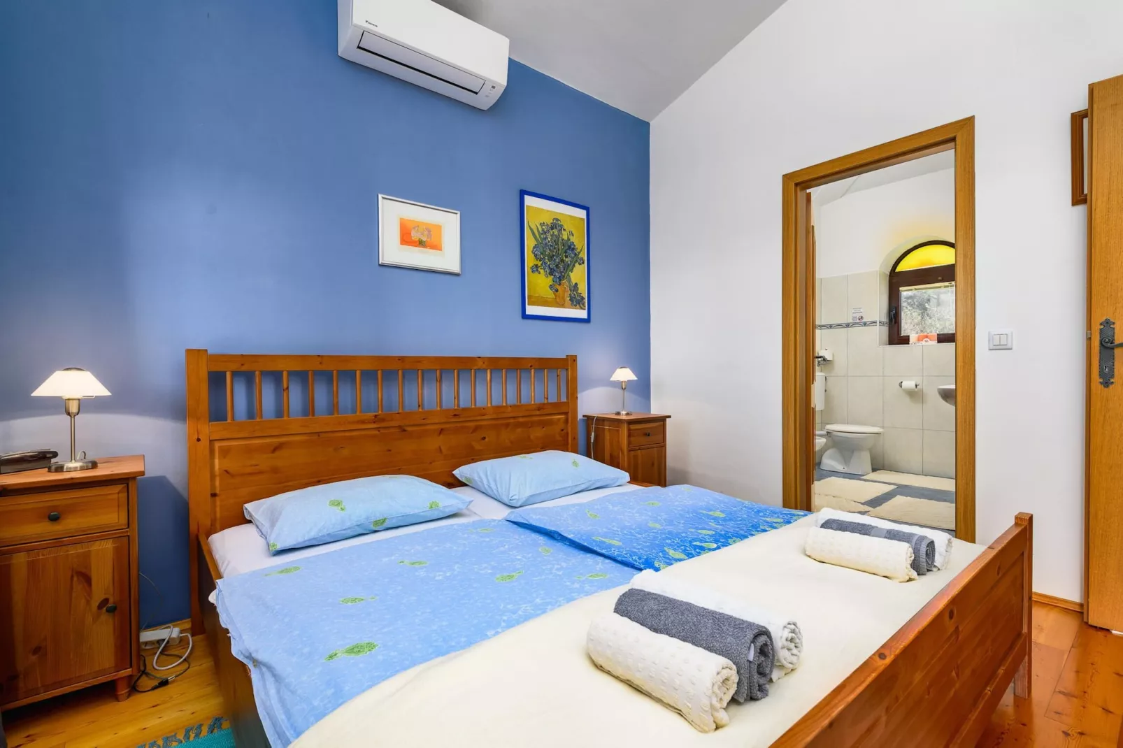 Villa Imagine with heated pool-Chambre