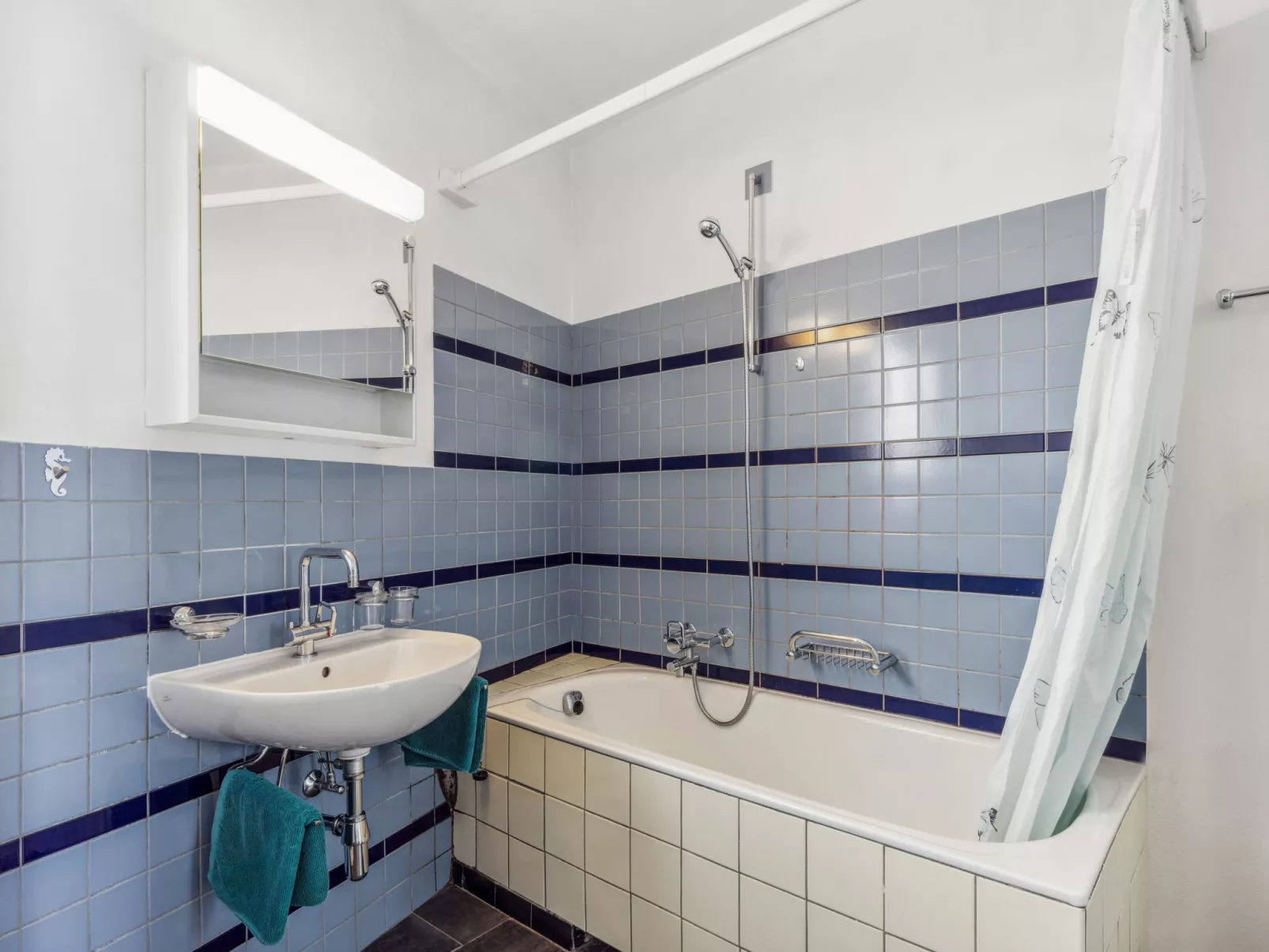 Egner- Apt.Panorama-Inside
