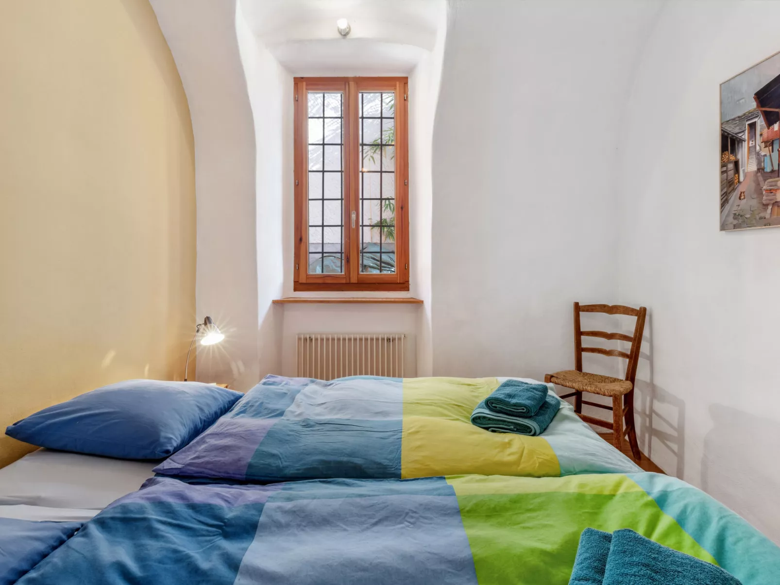 Egner- Apt.Steintisch-Inside