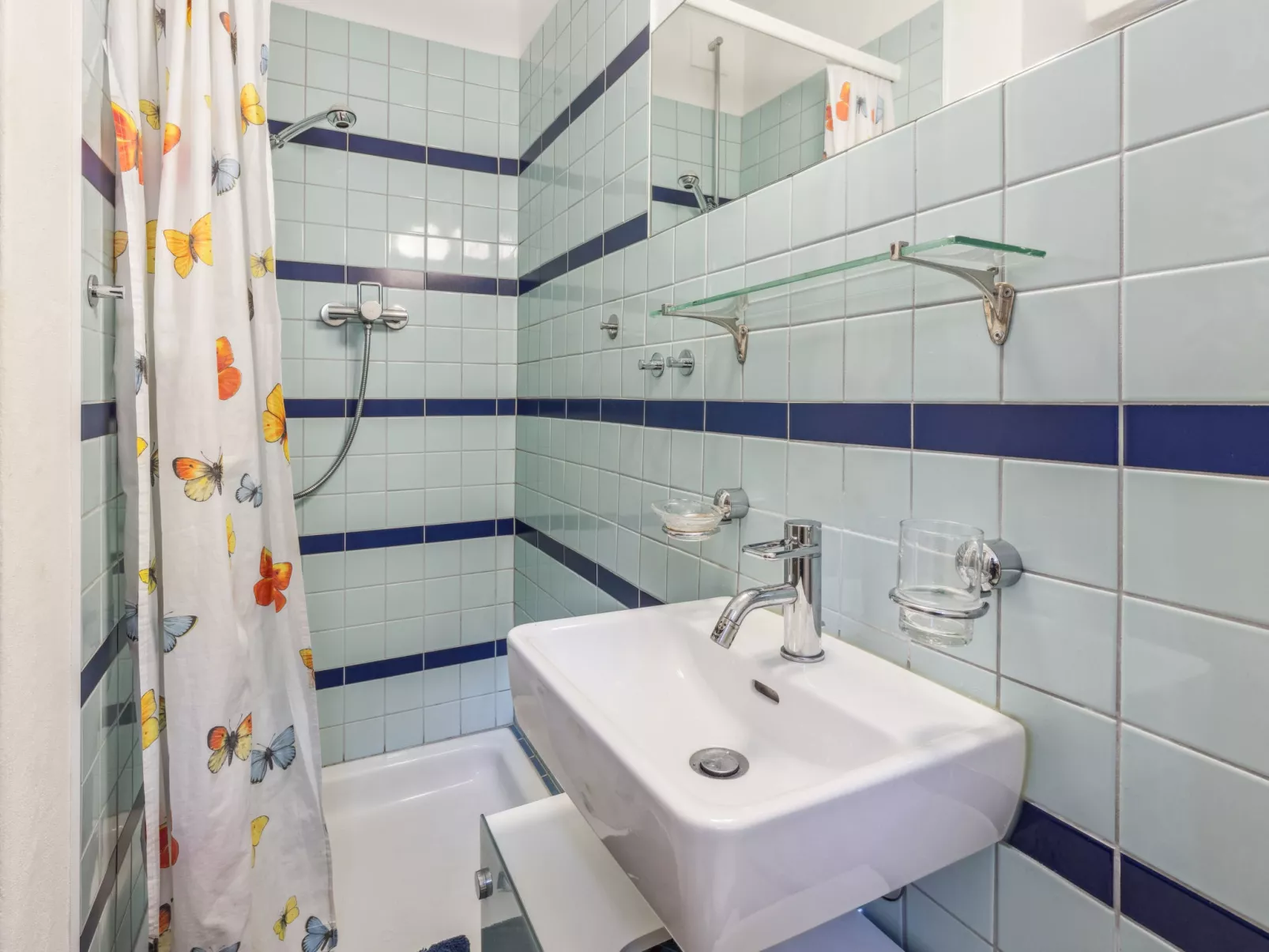 Egner- Apt.Caretta-Inside
