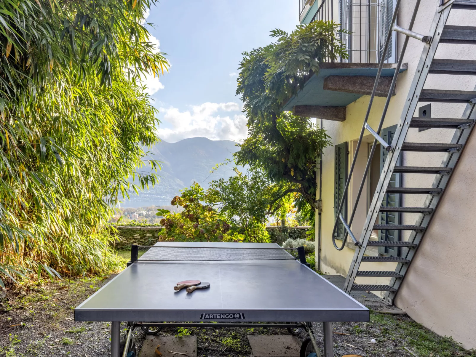 Egner- Apt.Glaspalast-Outside