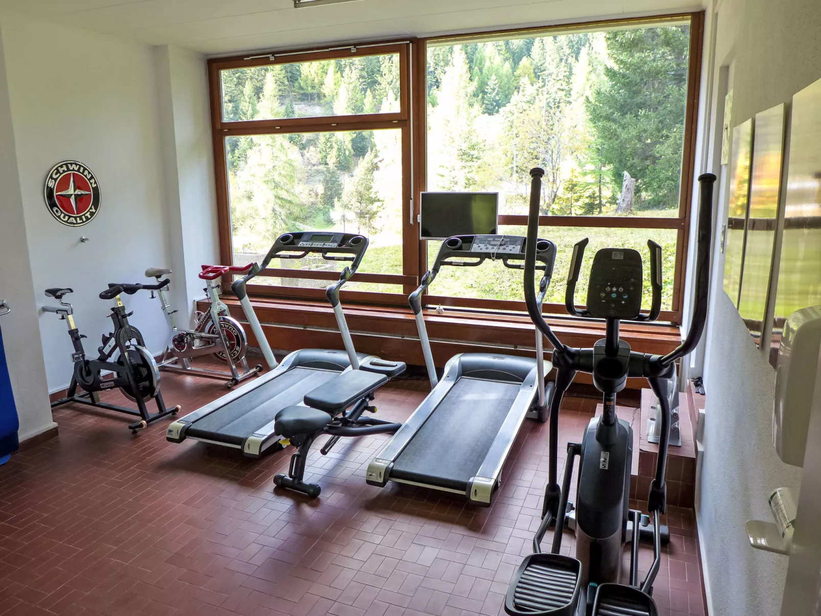 Tour de Supercrans 206/2-Dedans