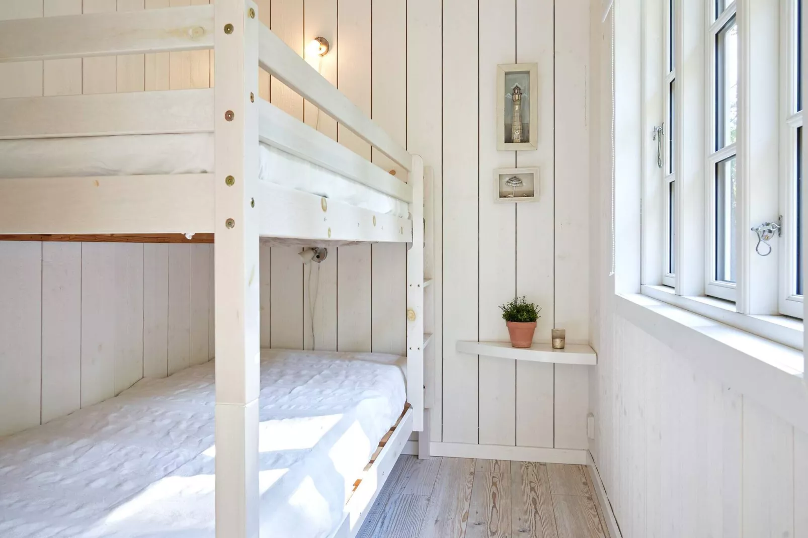 Maison de vacances pour 5 a Aakirkeby-Intérieur