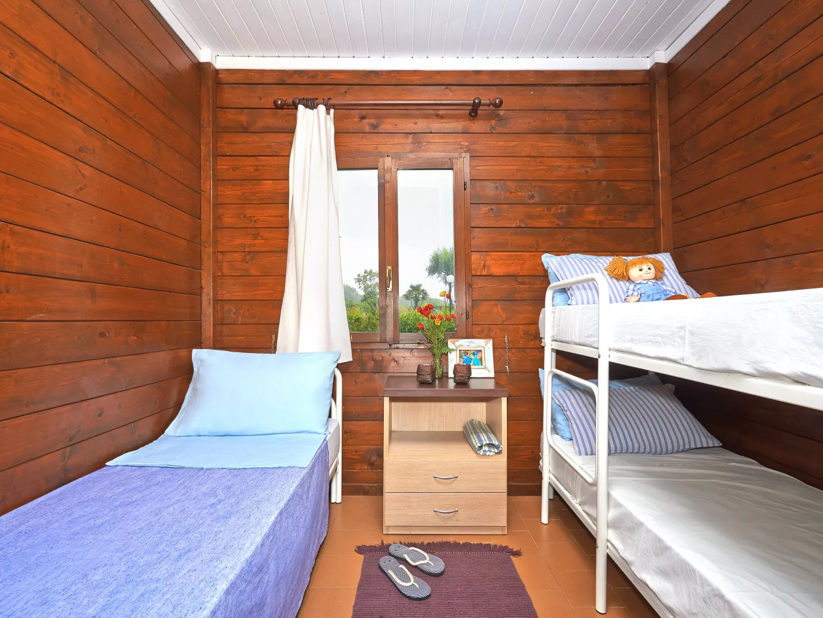 Bungalow in legno-Dedans