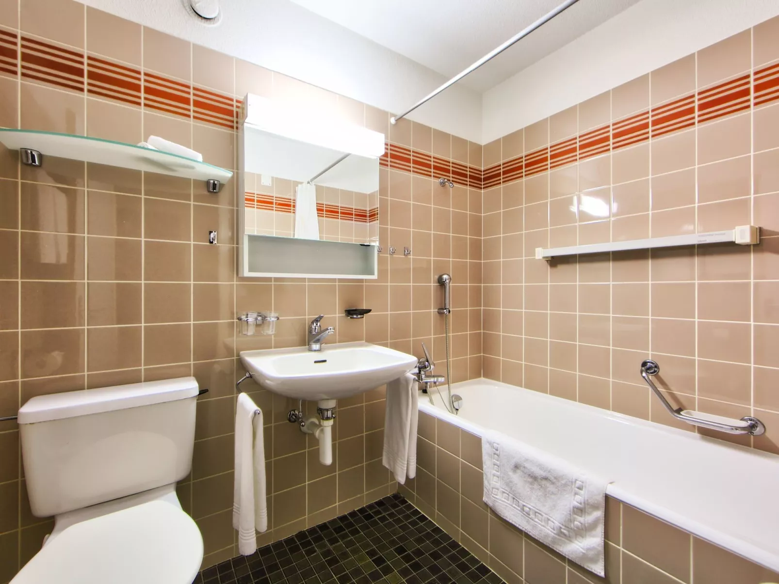 Ringstrasse Apt 324 - Inside