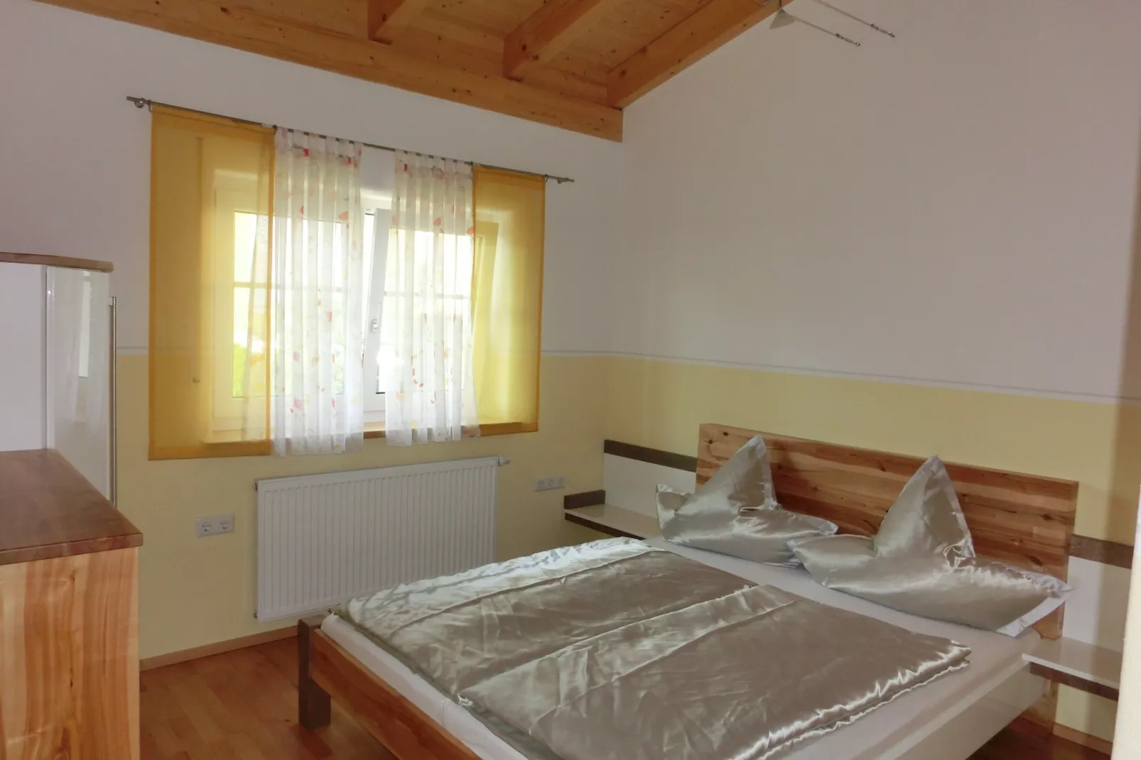 Sonnenhügel-Schlafzimmer