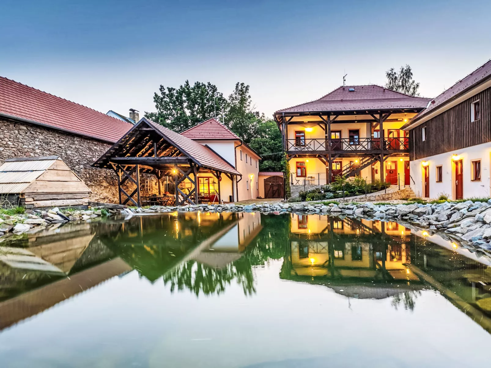 Zvonková-Outside