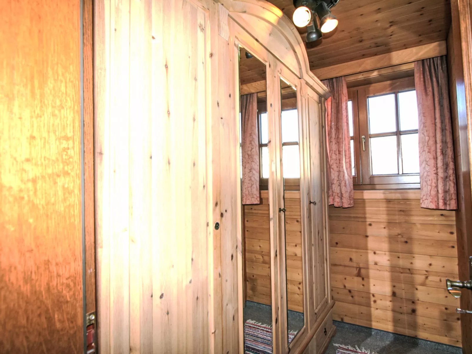 Plank-Inside
