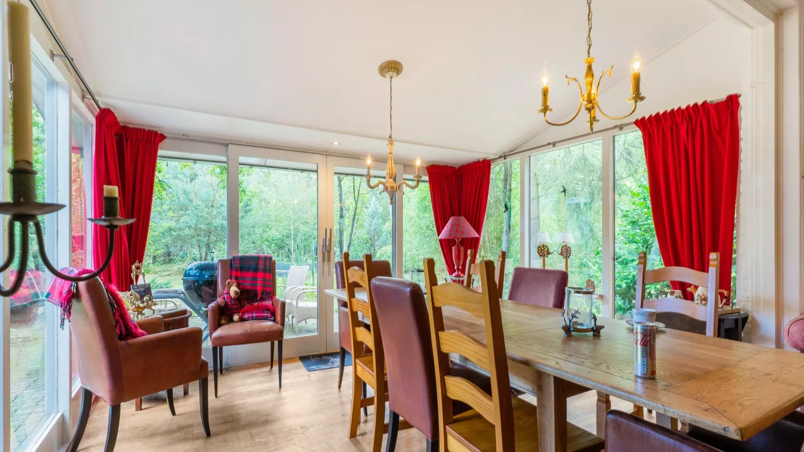 Mc Ghil-Dining room