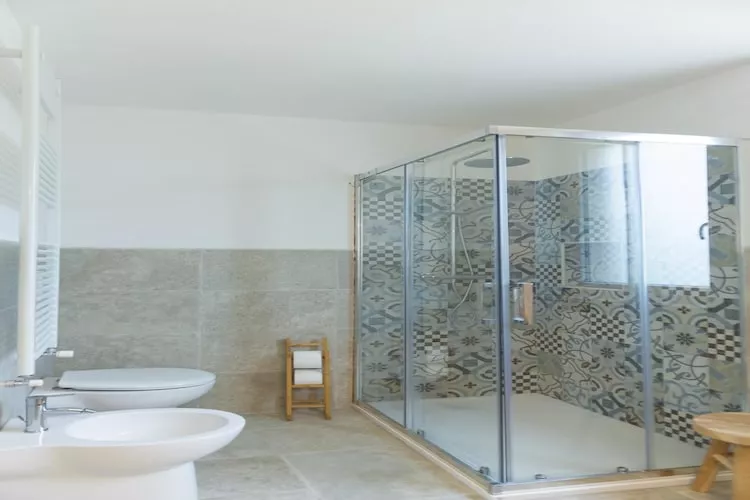 Villa dei Monti in Cisternino-Bathroom