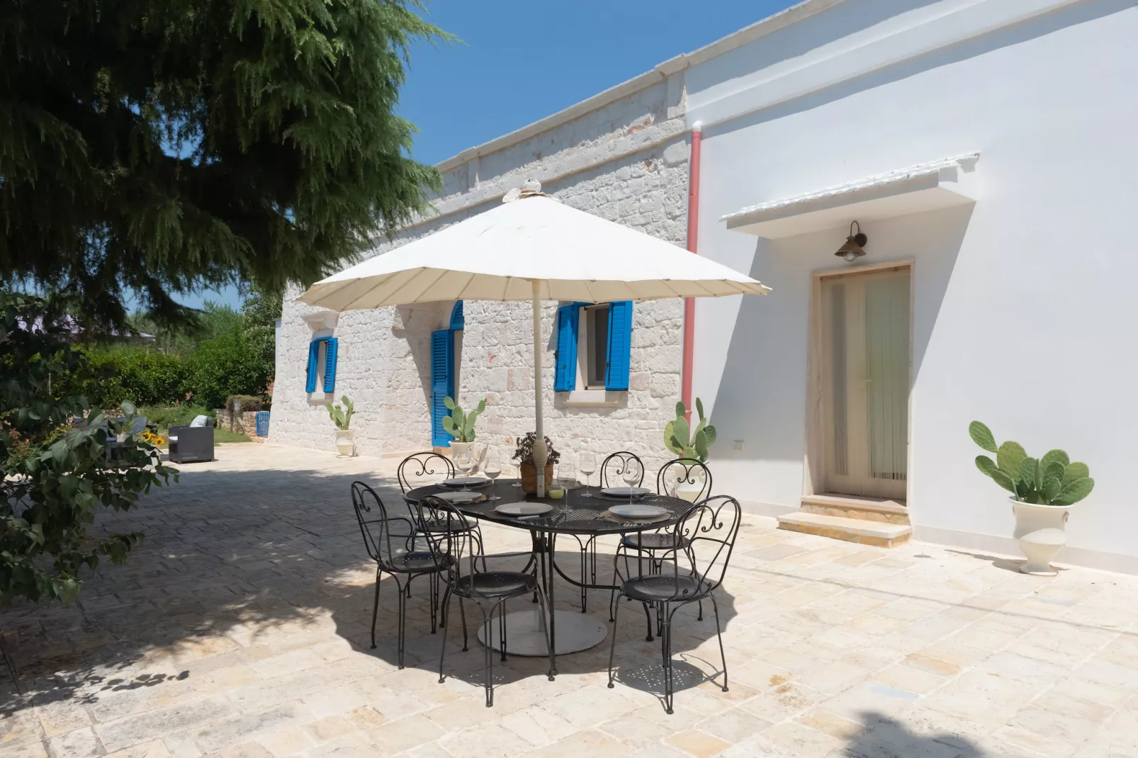Villa Le Nacchere in Cisternino-Exterior summer