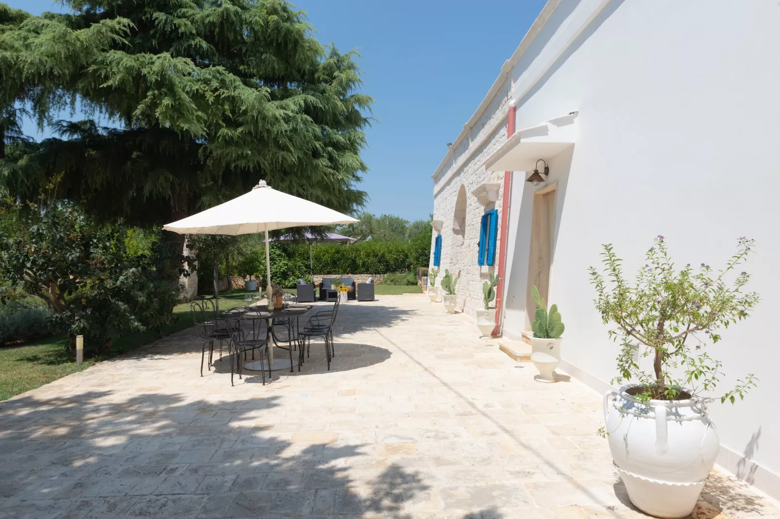 Villa Le Nacchere in Cisternino-Exterior summer