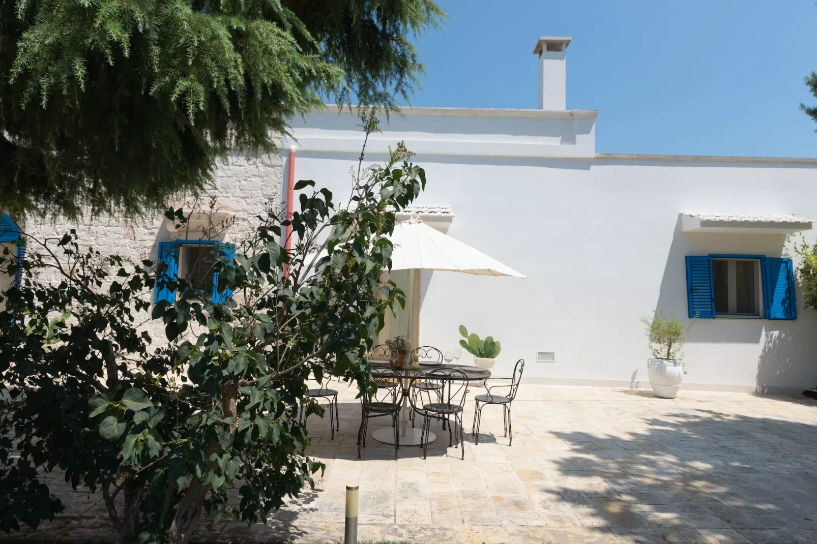 Villa Le Nacchere in Cisternino-Exterior summer