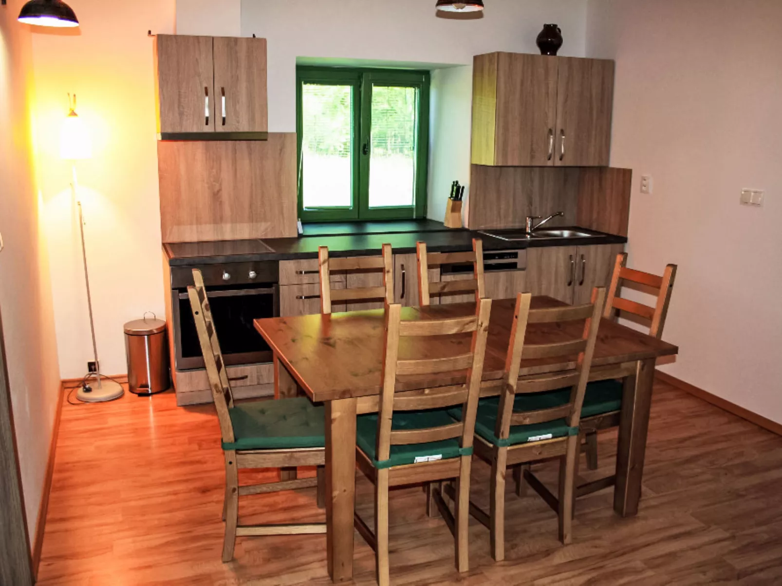 Klobasná-Inside