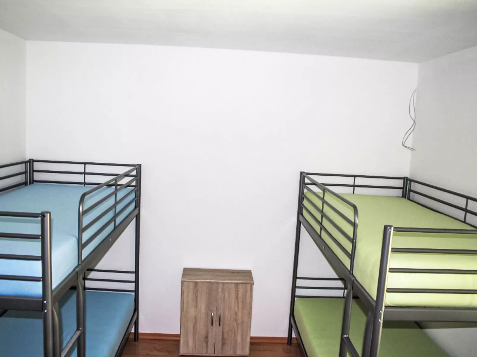 Klobasná-Inside