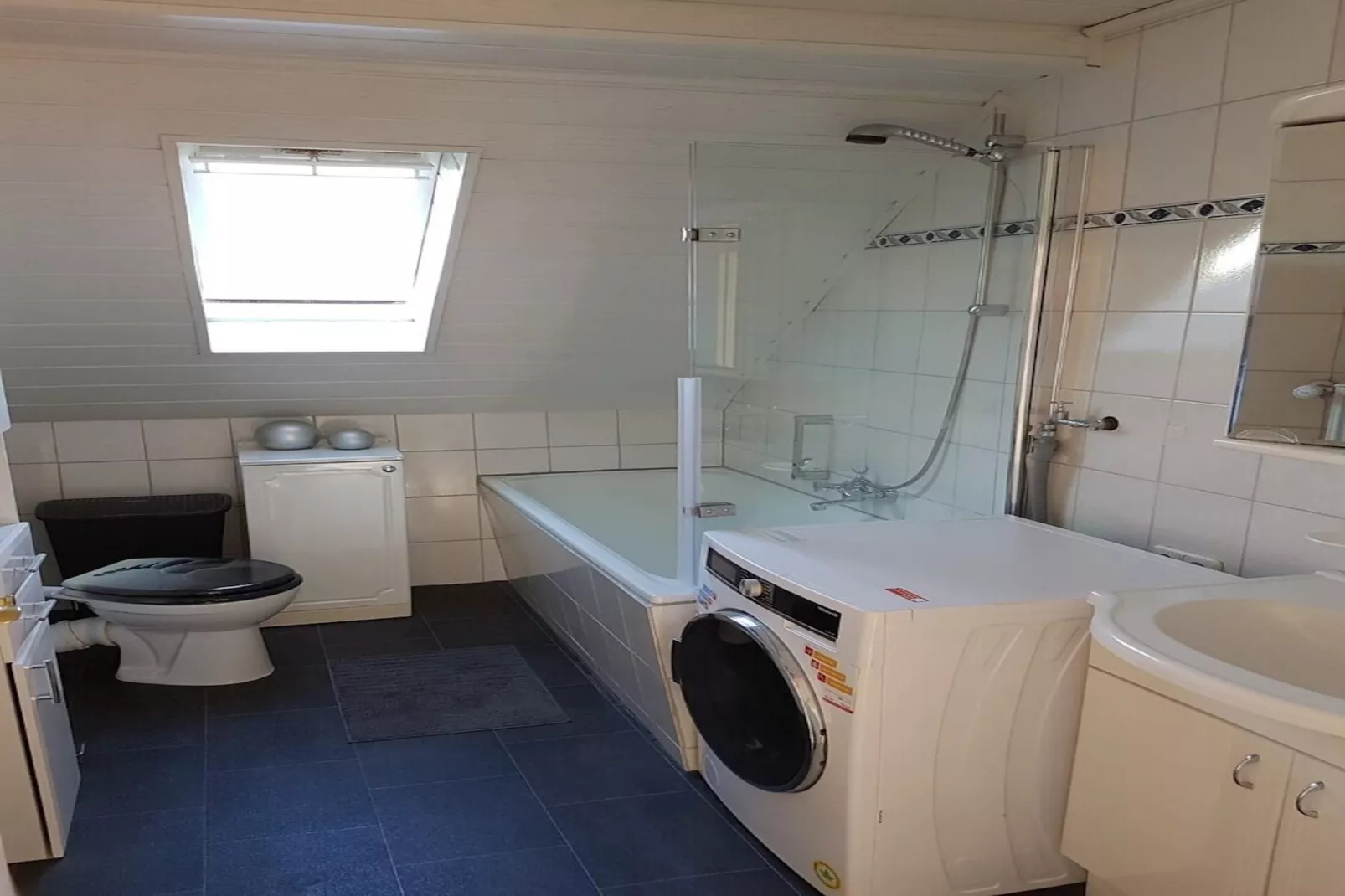 Grönebach A-Bathroom
