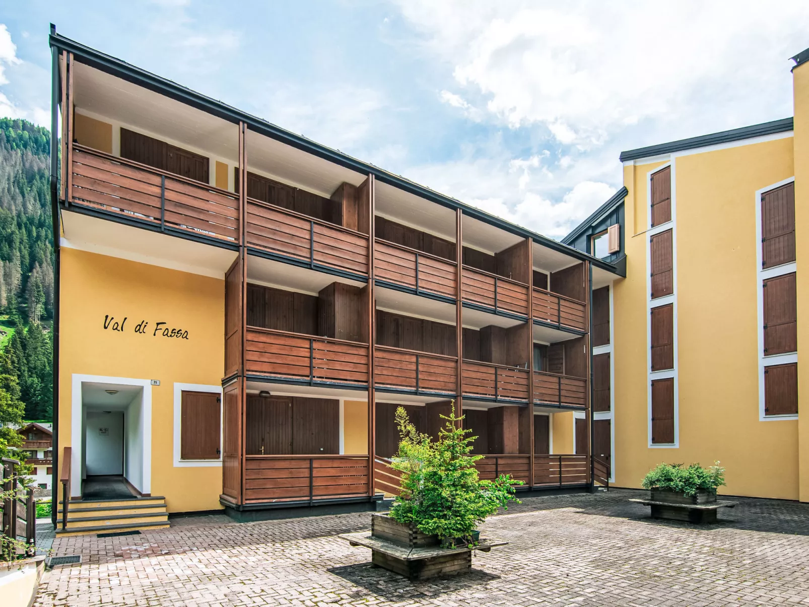 Condominio Val di Fassa-Outside