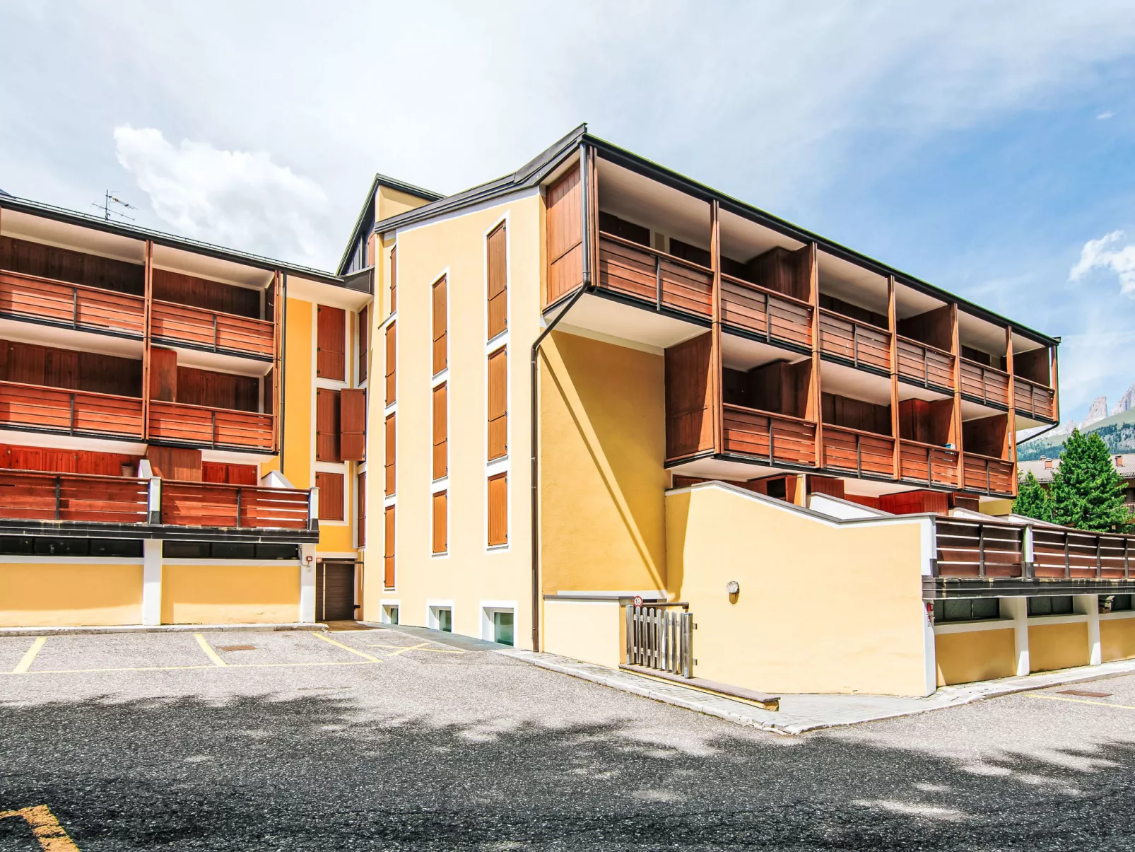 Condominio Val di Fassa-Outside
