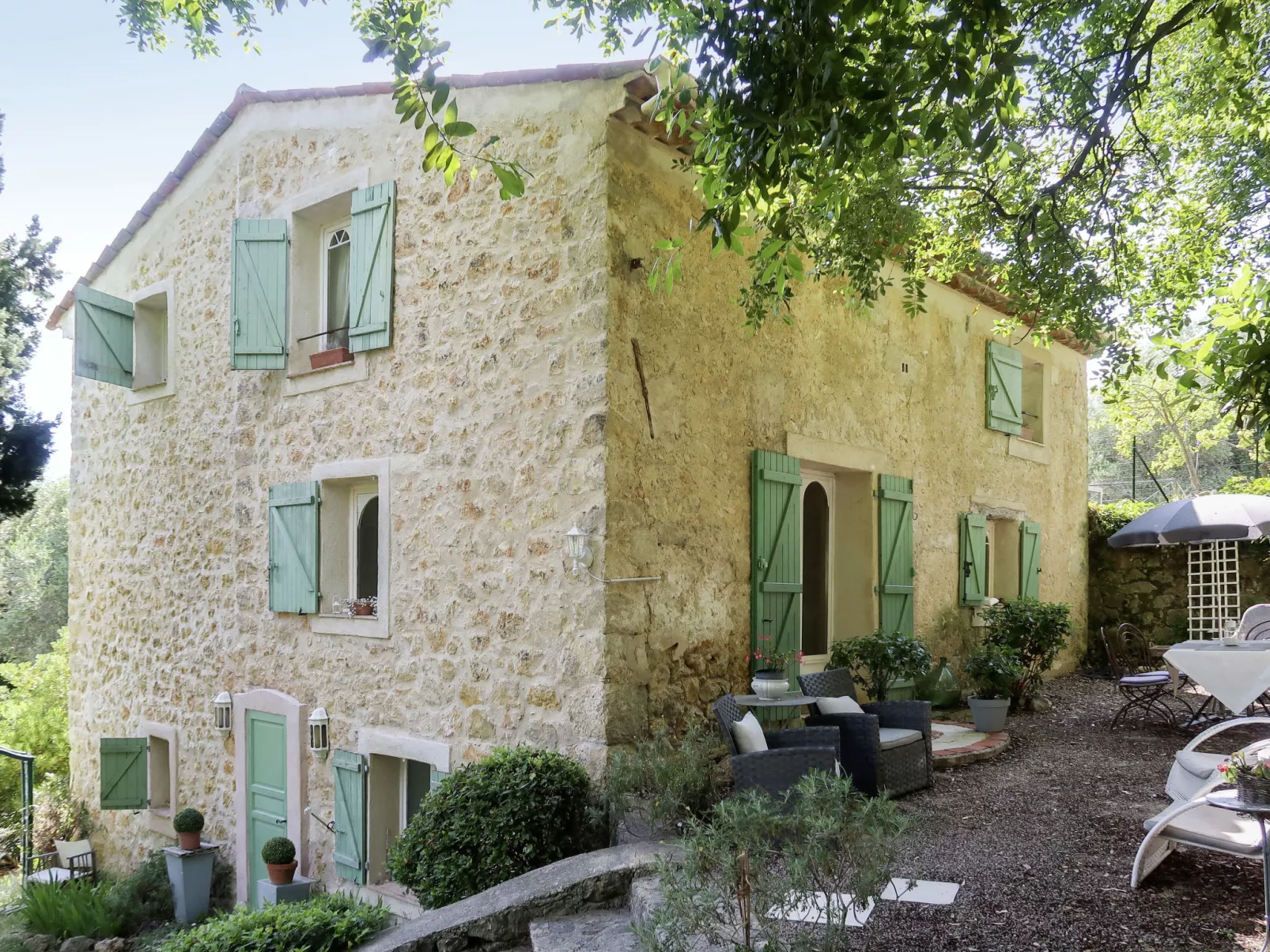 Le Clermont-Inside